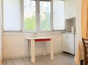 Продаётся 3-комн. вторичка 70 м², м. Ази Асланов, photo 5 from 8