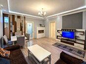 Satılır 3 otaqlı köhnə tikili 100 m², Sahil m., photo 1 from 8