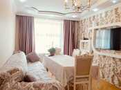Satılır 3 otaqlı köhnə tikili 75 m², Xalqlar Dostluğu m., photo 1 from 8