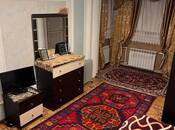 Satılır 3 otaqlı köhnə tikili 70 m², Elmlər Akademiyası m., photo 3 from 8