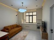 Продаётся 2-комн. новостройка 42 м², м. Кара Караев, photo 1 from 7