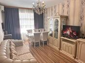 Satılır 2 otaqlı köhnə tikili 64 m², Xalqlar Dostluğu m., photo 1 from 8