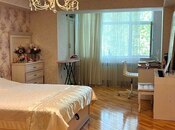 Satılır 2 otaqlı köhnə tikili 75.5 m², Elmlər Akademiyası m., photo 1 from 8