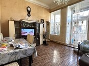 Satılır 2 otaqlı köhnə tikili 60 m², Nizami m., photo 2 from 8
