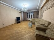 Сдаётся 3-комн. новостройка 130 м², м. Элмляр Академиясы, photo 1 from 8