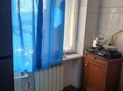 Satılır 1 otaqlı köhnə tikili 35 m², Qara Qarayev m., photo 3 from 5