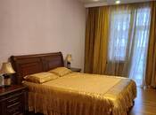 Сдаётся 3-комн. новостройка 140 м², м. Низами, photo 3 from 8