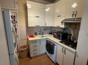 Продаётся 2-комн. вторичка 50 м², м. Нефтчиляр, photo 3 from 8