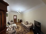 Продаётся 2-комн. вторичка 80 м², м. Элмляр Академиясы, photo 5 from 8