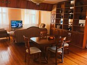 Продаётся 3-комн. вторичка 70 м², м. 28 мая, photo 2 from 8