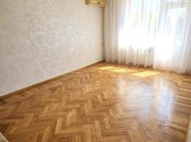 Satılır 1 otaqlı köhnə tikili 35 m², Elmlər Akademiyası m., photo 1 from 7