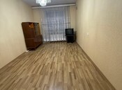Satılır 4 otaqlı köhnə tikili 100 m², Azadlıq Prospekti m., photo 2 from 8