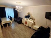 Satılır 2 otaqlı köhnə tikili 65 m², Xalqlar Dostluğu m., photo 1 from 8