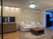 Сдаётся 2-комн. новостройка 68 м², м. Ичеришехер, photo 1 from 7