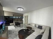 Продаётся 2-комн. вторичка 75 м², м. Иншаатчылар, photo 1 from 6