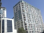 Satılır 4 otaqlı yeni tikili 220 m², Gənclik m., photo 1 from 8