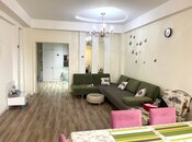 Сдаётся 2-комн. новостройка 82 м², м. Нефтчиляр, photo 1 from 8