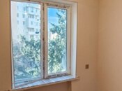 Satılır 2 otaqlı köhnə tikili 40 m², Qara Qarayev m., photo 2 from 5