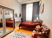 Продаётся 3-комн. вторичка 100 м², м. Низами, photo 7 from 8
