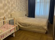 Продаётся 4-комн. вторичка 110 м², м. Нефтчиляр, photo 4 from 8