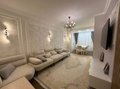 Продаётся 4-комн. вторичка 110 м², м. Нефтчиляр, photo 2 from 8