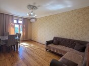 Продаётся 3-комн. вторичка 65 м², м. Ази Асланов, photo 1 from 8