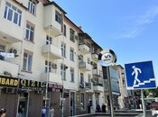 Satılır 3 otaqlı köhnə tikili 75 m², Qara Qarayev m., photo 2 from 8
