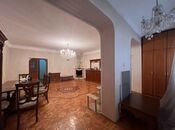 Satılır 4 otaqlı köhnə tikili 150 m², Nəsimi r., photo 2 from 8