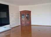 Satılır 4 otaqlı köhnə tikili 220 m², Nəsimi r., photo 1 from 8
