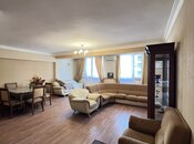 Satılır 3 otaqlı köhnə tikili 115 m², İnşaatçılar m., photo 2 from 8