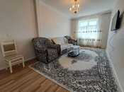 Satılır 3 otaqlı köhnə tikili 60 m², Yeni Günəşli q., photo 2 from 8