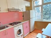 Satılır 2 otaqlı köhnə tikili 65 m², Qara Qarayev m., photo 5 from 8