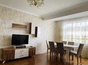Продаётся 2-комн. новостройка 70 м², м. Кара Караев, photo 1 from 8