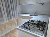 Satılır 1 otaqlı köhnə tikili 35 m², Elmlər Akademiyası m., photo 4 from 8