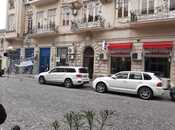 İcarəyə verilir 4 otaqlı köhnə tikili 130 m², Sahil m., photo 2 from 8