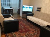 Satılır 3 otaqlı köhnə tikili 75 m², İnşaatçılar m., photo 3 from 8