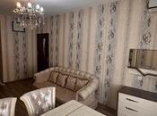 Продаётся 2-комн. вторичка 65 м², м. Халглар Достлугу, photo 1 from 8