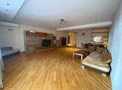 Satılır 4 otaqlı yeni tikili 228 m², 28 May m., photo 2 from 8