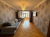 Продаётся 3-комн. вторичка 76 м², м. Низами, photo 3 from 8