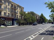 Satılır 3 otaqlı köhnə tikili 80 m², Elmlər Akademiyası m., photo 1 from 8