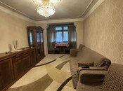 Продаётся 3-комн. вторичка 65 м², м. Иншаатчылар, photo 1 from 8