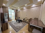 Продаётся 3-комн. новостройка 111 м², м. Нефтчиляр, photo 1 from 8