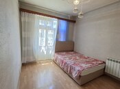 Satılır 2 otaqlı köhnə tikili 70 m², 8-ci mikrorayon q., photo 5 from 8