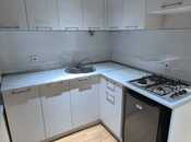 Продаётся 1-комн. вторичка 40 м², м. Элмляр Академиясы, photo 4 from 8