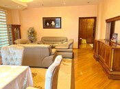 İcarəyə verilir 3 otaqlı yeni tikili 135 m², Nizami m., photo 1 from 8