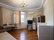 Продаётся 2-комн. вторичка 45 м², м. Элмляр Академиясы, photo 2 from 8