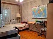 Satılır 4 otaqlı köhnə tikili 77 m², İnşaatçılar m., photo 3 from 8
