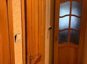 Satılır 3 otaqlı köhnə tikili 74 m², İnşaatçılar m., photo 3 from 8