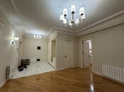 İcarəyə verilir 4 otaqlı yeni tikili 200 m², 28 May m., photo 3 from 8