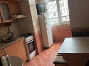 İcarəyə verilir 2 otaqlı köhnə tikili 65 m², Elmlər Akademiyası m., photo 4 from 7